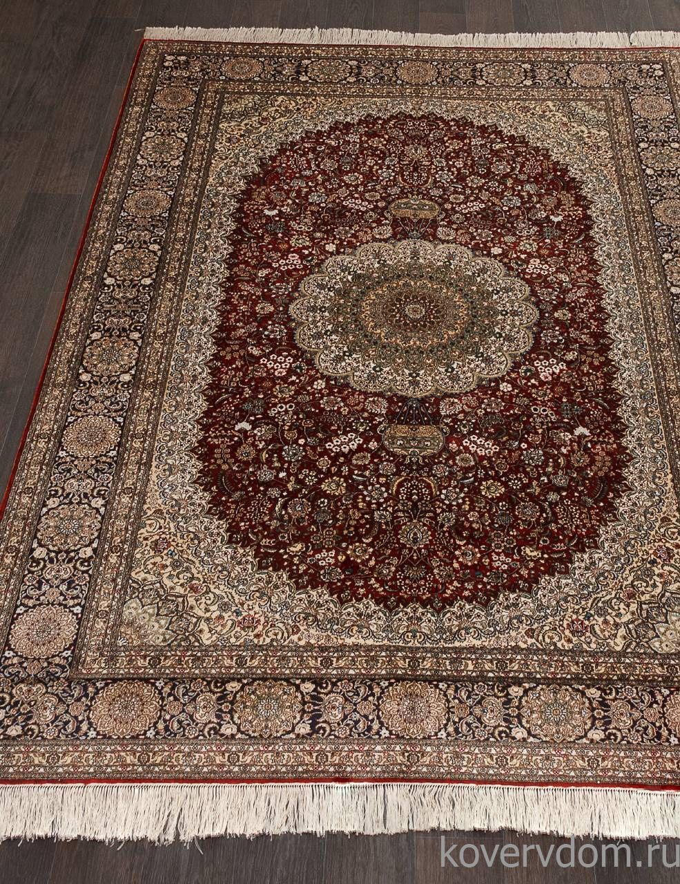 Ковер Tibet SILK & SILK S-10 RED Ковер Tibet SILK & SILK S-10 RED