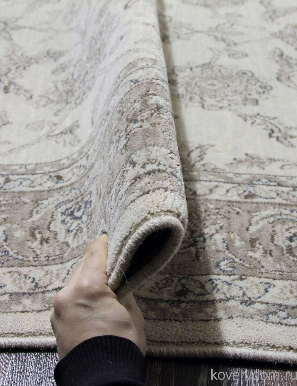 Ковер DJOBIE 45-17 620 V